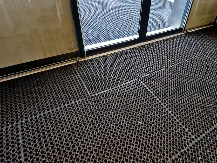 The Easy Maintenance Benefits Of Rubber Flooring For Businesses in Hempstead NY